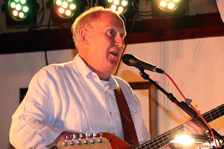 Muzikaal 60 & 70's feest door de SDWA met The Oldtimers_08